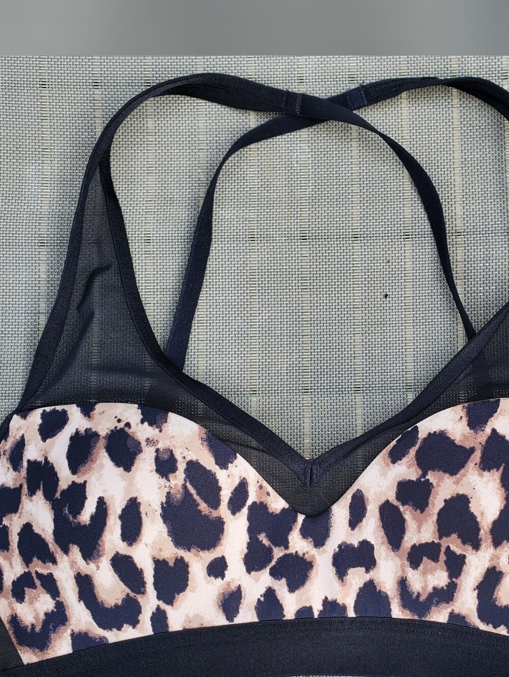 Victoria’s Secret Leopard Print Mesh V-Neck Sports Bra, Size 32B